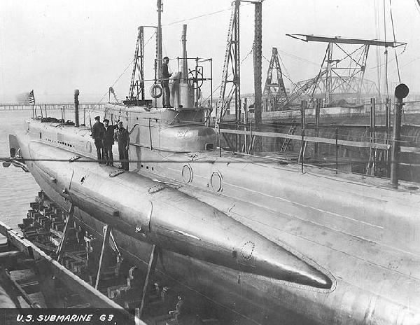 USS G-3 Hauled out