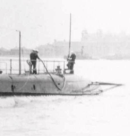 USS Saury SS 189