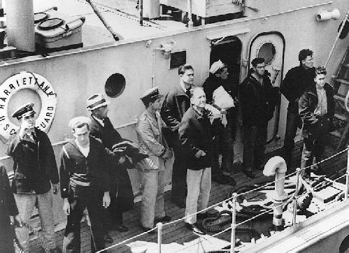 USS Squalus SS 192 rescued crew