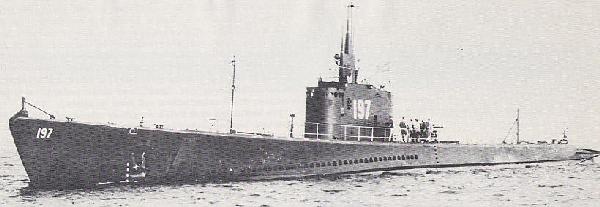 USS Seawolf SS 197 shortly after completion.