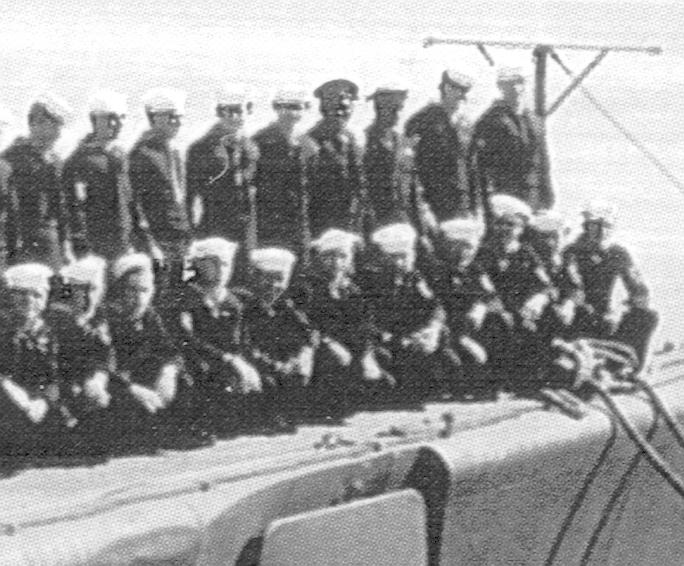 USS Tuna SS 203 crew