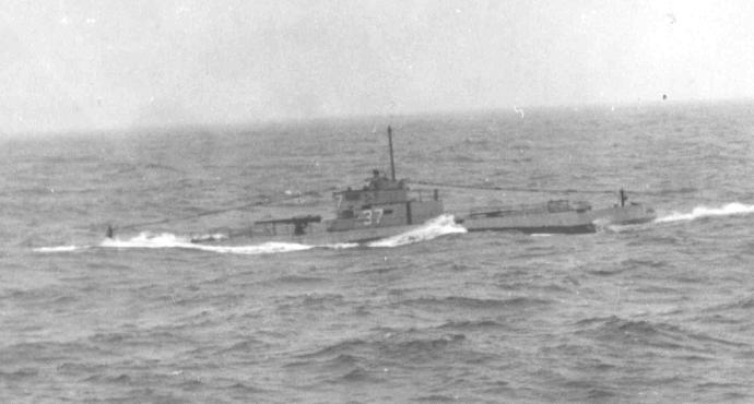 USS S-37 SS 142