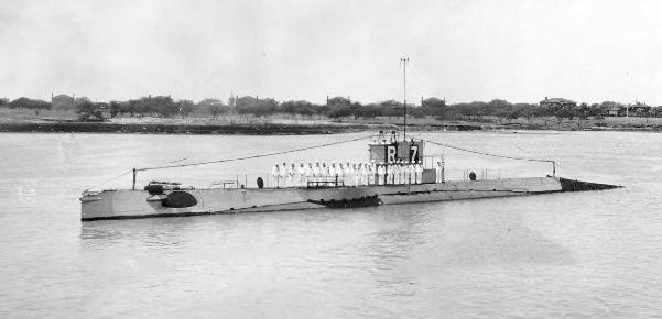 USS R-7 SS 84