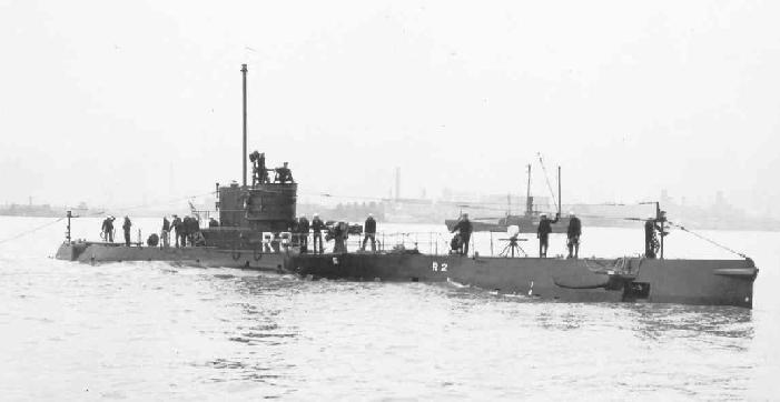 USS R-2 SS 79