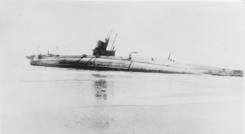 USS H-1 aground