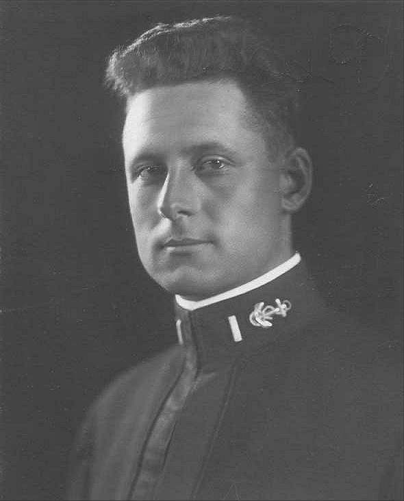 Ens. Paul Foster Captain USS G-4 SS 26