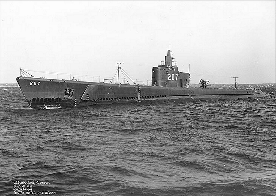 USS Grampus SS 207