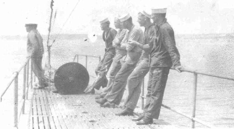 USS K-5 crew at sea