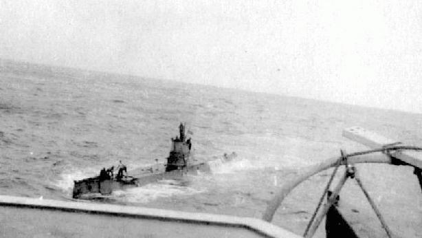 USS L-8 from the deck of the USS Whittemore