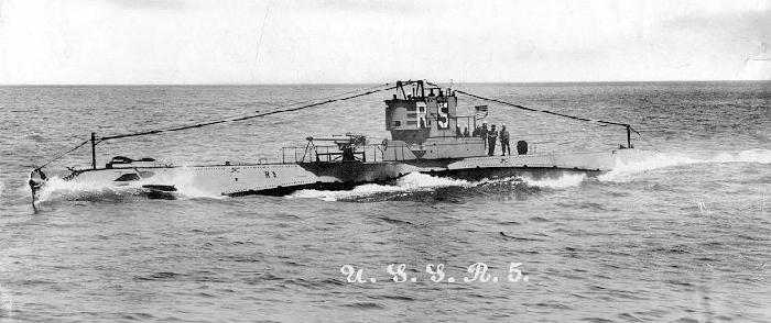 USS R-5 SS 82