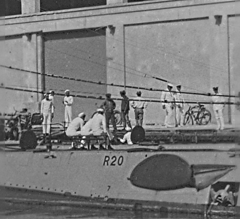 USS R-12 dockside