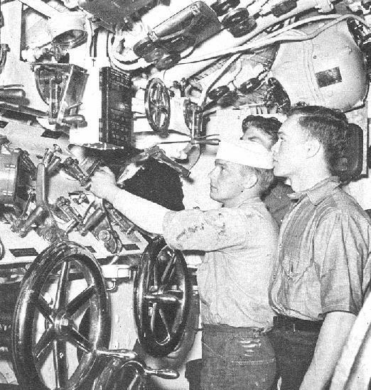 USS S-20 maneuvering room