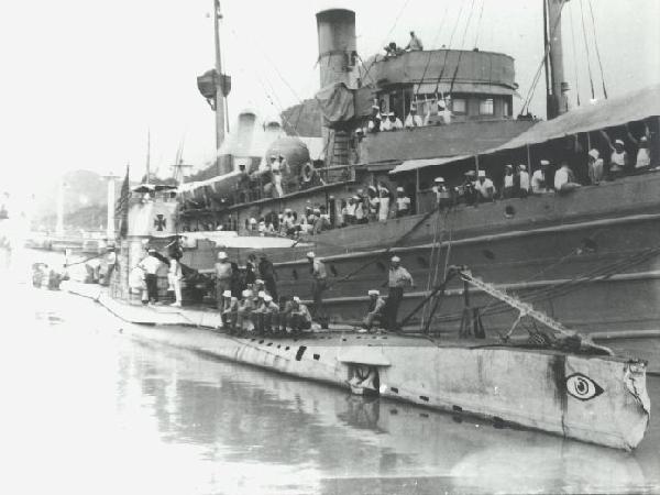 UB-88 in the Panama Canal